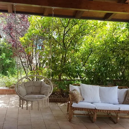 In Campagna Immersa Nel Villa